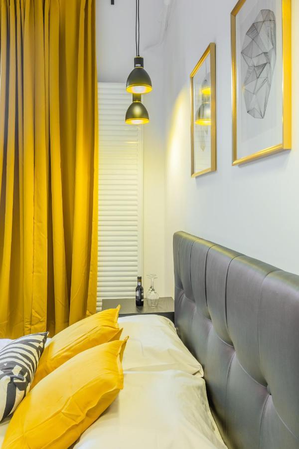 Chateau: Upscale In Bucharest's Historical Center! Aparthotel *