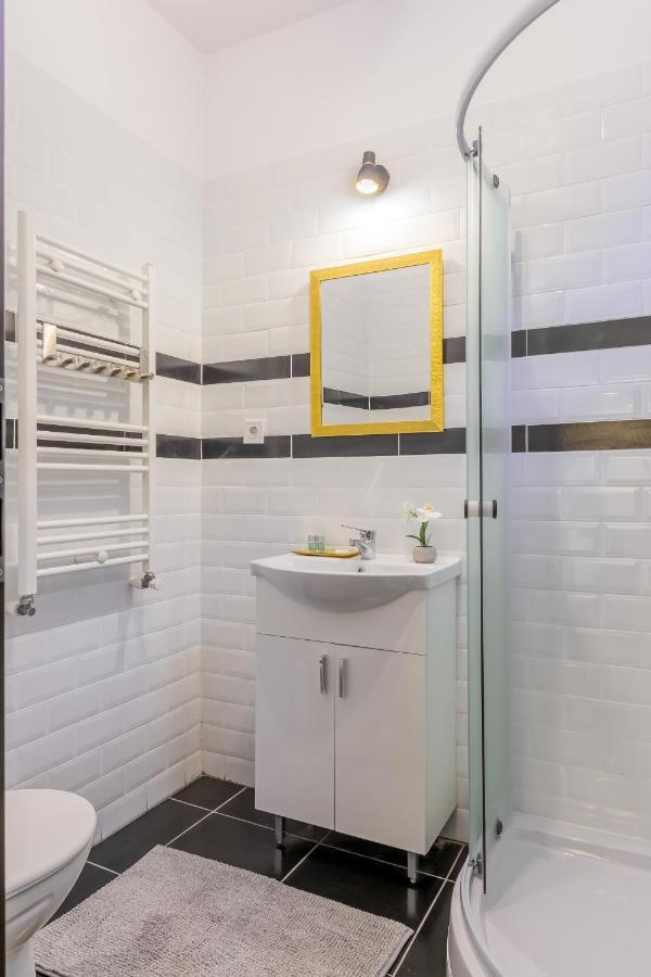 Aparthotel Chateau: Upscale In Bucharest's Historical Center! Bucharest