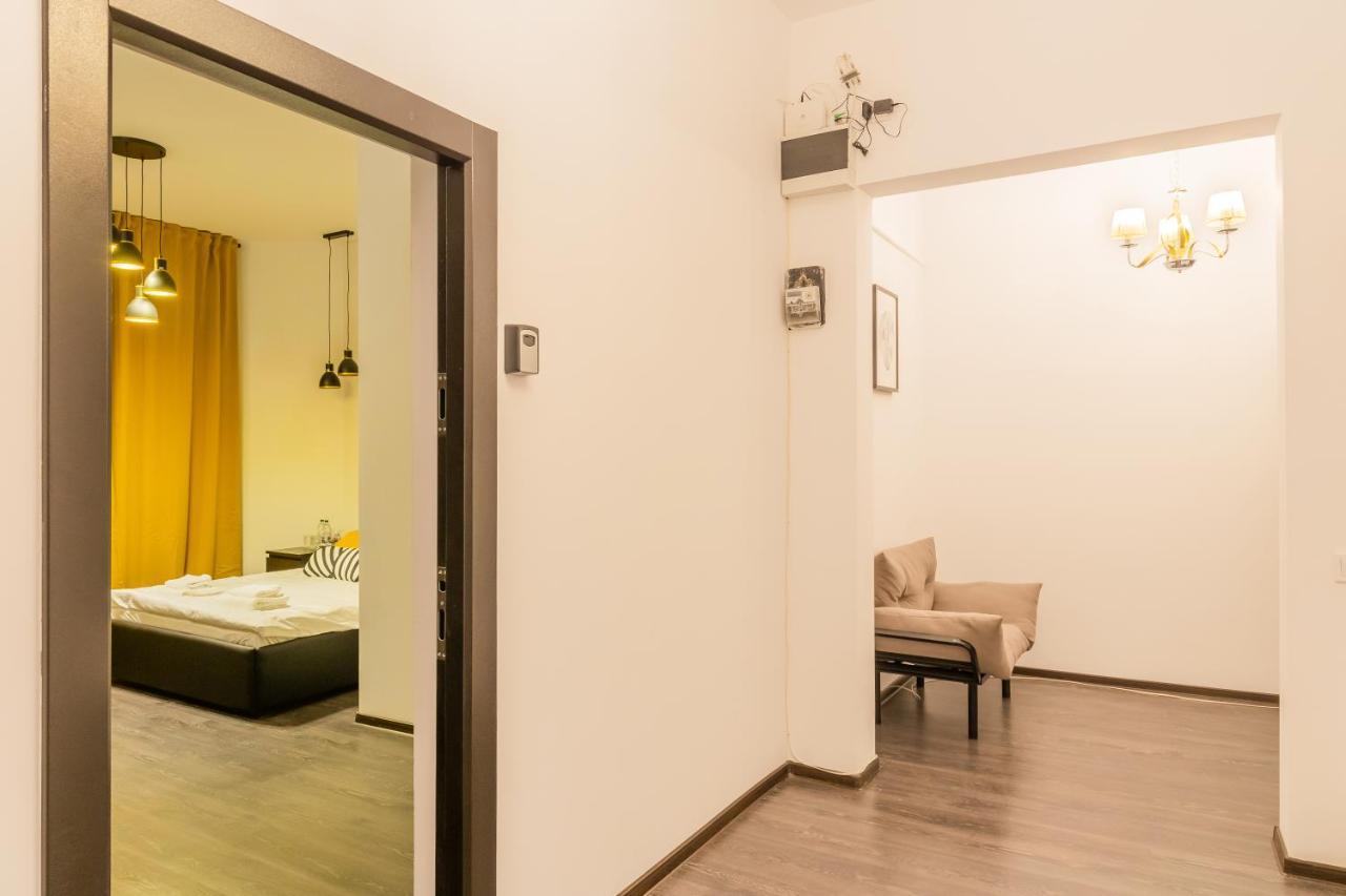 Chateau: Upscale In Bucharest's Historical Center! Aparthotel Bucarest
